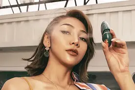 国产新型“润眼仪”，5秒出雾+热敷释压！随时缓解疲劳，小巧时尚图片