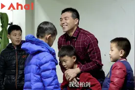 帮126孩子拿冠，他倾家荡产，奔跑26年：有一天，他们也能进奥运图片