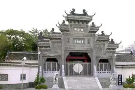 请襄阳网络自媒体人终止造谣：拉黑我，不让回复又栽赃抹黑图片