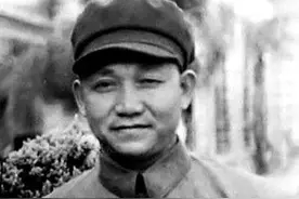 八路军旅长陈光，在授军衔前去世，手下的两个团长，都成为了上将图片