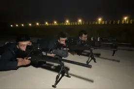特警支队：狙击专项训练 打造特警狙击尖兵图片