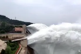 泄洪排沙，小浪底与三门峡哪个更壮观？图片