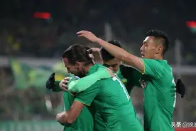 足球老照片：2015年3月17日，亚冠G组第3轮北京国安2比0浦和红钻图片