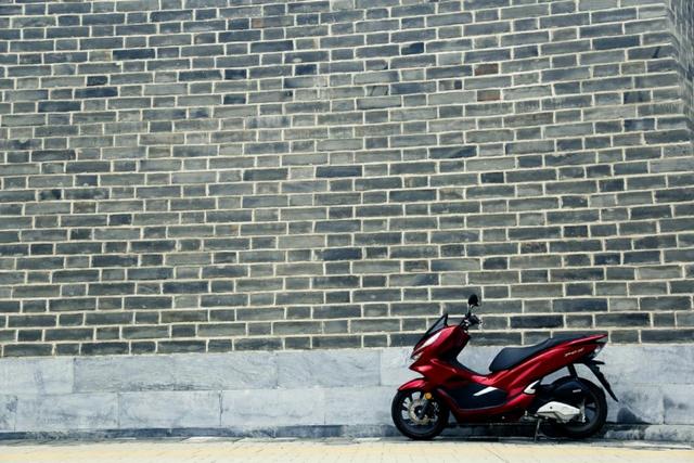Honda PCX提车300km！提车报告来啦！
