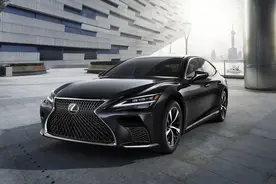 号称最强“丰田车”新款雷克萨斯LS有多豪气？图片