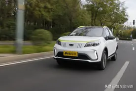 新车｜预售价5.97万元，定位平价电动车，试驾几何EX3｜功夫牛图片