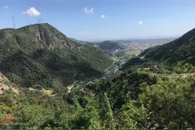 恋上这座山之二：探秘大罗山防空洞图片