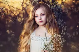 品一品丨这位妈妈给女儿拍摄的鲜花主题照片，你觉得水平怎么样？图片
