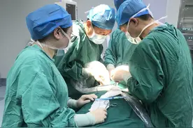 14岁少年确诊甲状腺癌，青少年发病率上升图片