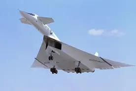 XB-70轰炸机：造价抵得上1.5艘航母，超音速三倍，为何急速退役？图片