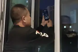 “中国空间站从我家上空飞过！”乌鲁木齐市民用手机拍到中国空间站图片