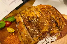 青岛网红音乐餐厅胡桃里，音乐和美食的碰撞，来了之后就不想走了图片