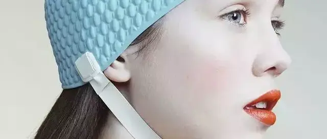 如何巧用微信“远程撩汉”？