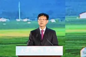 郑东波拟提名为内蒙古自治区政府秘书长人选图片