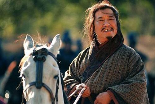 历史上庞统的真实死因，原来我们都被罗贯中忽悠了！