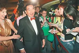 除了霍家以外，何鸿燊还有另外一个靠山，他一年收租十几亿图片