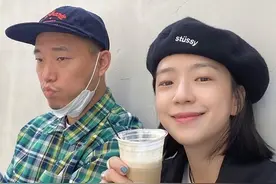 Gary与年龄相差10岁的素人妻子喝咖啡引热议，美貌是艺人级？图片