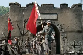 兄弟俩一起参加红军，分开多年无音讯，再见面时都已成开国少将图片