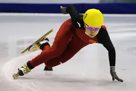 王濛：短道500米第一人，4次奥运冠军，77块金牌，巅峰王濛有多强图片