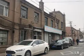 长春南广场咋都是老古董？如此破旧的房子这么有故事，都是宝贝啊图片