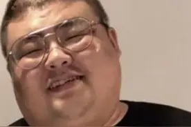 网红大胃王泡泡龙离世后，昔日搭档转型，成为励志减肥博主图片