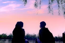 6岁那年他想送我他妈妈的戒指，28岁那天他说：我们结婚好不好图片