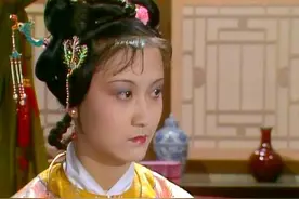迎春不是邢夫人的亲生女儿，他们之间也有不易觉察的温情？图片