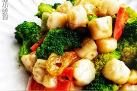 为了家人健康，炒西兰花时不能先焯水，多加一步，菜虫自动跑出来图片