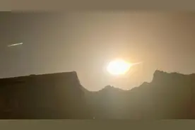 青海玉树突降不明飞行物，黑夜变白天，官方介入调查，附视频链接图片