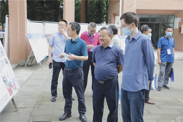 重磅！教育部重点课题成果公开报告会暨成果推广会在双中实验举行