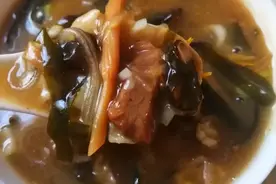 郑州的胡辣汤比着八九十年代确实更有料了，但我却喝的越来越少了图片