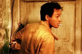 王家卫回应拍卖张国荣戏服，称不是缺钱，一切是为了电影图片