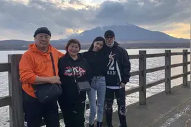 潘玮柏官宣结婚，王思聪扔瓜：全网都在找AMY姐图片