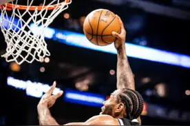 官宣！NBA巨星倒下：完成膝盖手术，最多缺阵1年，下赛季面临报销图片
