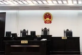 残忍至极，10个月大男婴被姨父泼硫酸身亡！法院：死刑立即执行图片