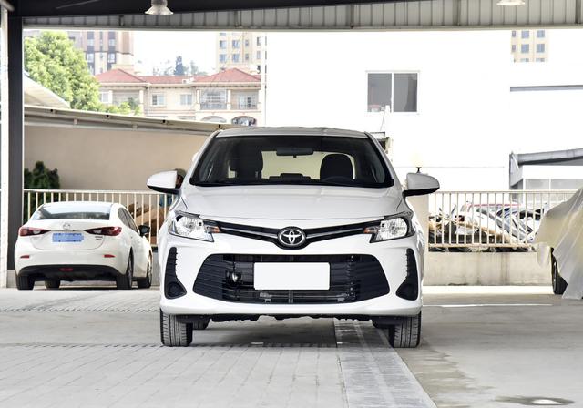 价格实惠的三厢丰田车，四缸自动挡油耗4.9L，经久耐用，实拍威驰