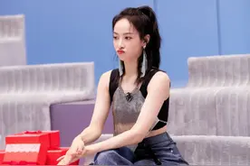 JC和SW这5款好看又时尚的新品短靴，解锁秋季最时髦的穿搭图片