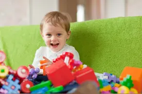 孩子缺乏动手能力怎么办？聪明家长用这种方式，解决问题还提智商图片