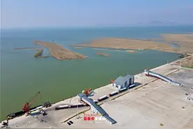 老湖作业区进入试通航阶段 东平港通江达海续写新辉煌图片