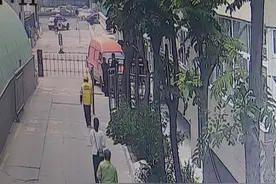 言语不和引发肢体冲突 矛盾升级民警悉心调解图片