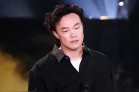 36位明星宣布与辱华品牌解约，但陈奕迅是最值得尊敬的明星图片