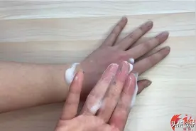 网红去角质产品能搓出超多“泥儿”，你的脸真有这么脏吗？真相在这儿图片