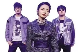 刺猬乐队面临解散危机？子健当场摔琴下台，石璐：不能这么欺负人图片