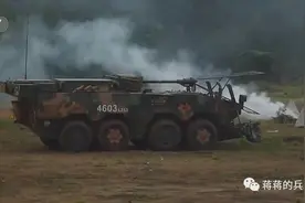 新型轮式装甲扫雷车亮相，安装多种扫雷具配合08步战开辟通路图片