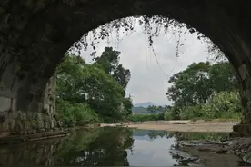 湖南最早的桥：万岁桥，始建于秦始皇三十三年图片