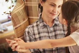 12岁男孩仍未断奶，家长不得已寻医就诊，医生：这是心理问题图片