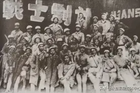 长征中的宣传思想工作：战士剧社在战斗中成长图片