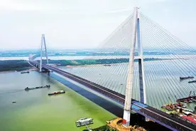 21年武汉各区GDP完整版：10个千亿区，第一名还是光谷图片