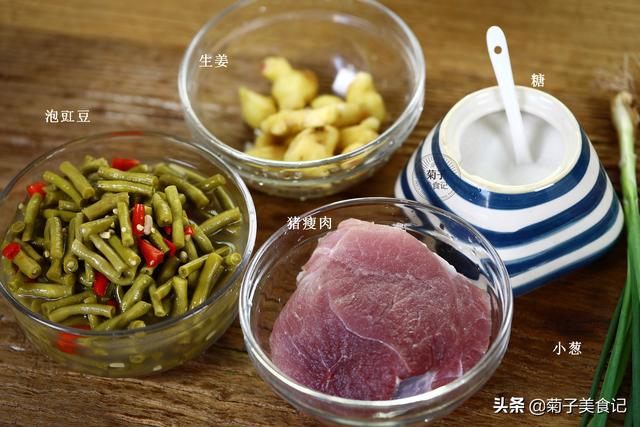 泡菜肉末营养丰富，做法简单，开胃下饭的原因原来在这里