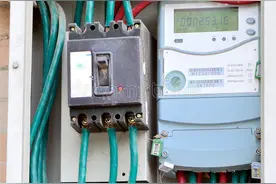 广东十月一日起实行新的电价峰谷计费措施，看下你家电费会降吗？图片